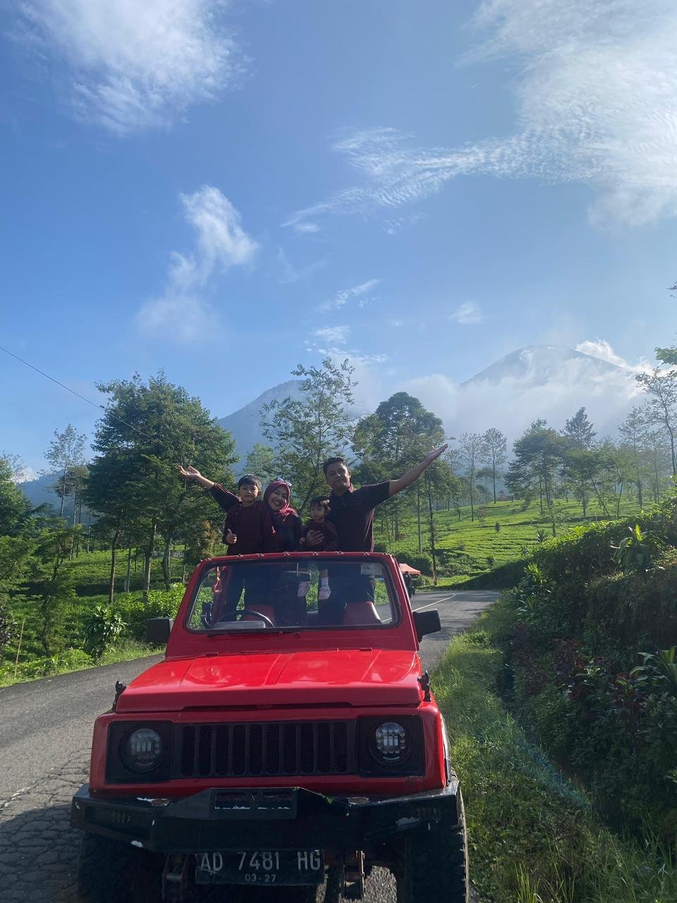 Sewa Jeep Dieng: Minimum Berapa Orang? Panduan untuk Solo & Rombongan Kecil